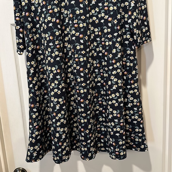 Cute L Heathmoor Spring Dress - Picture 3 of 7